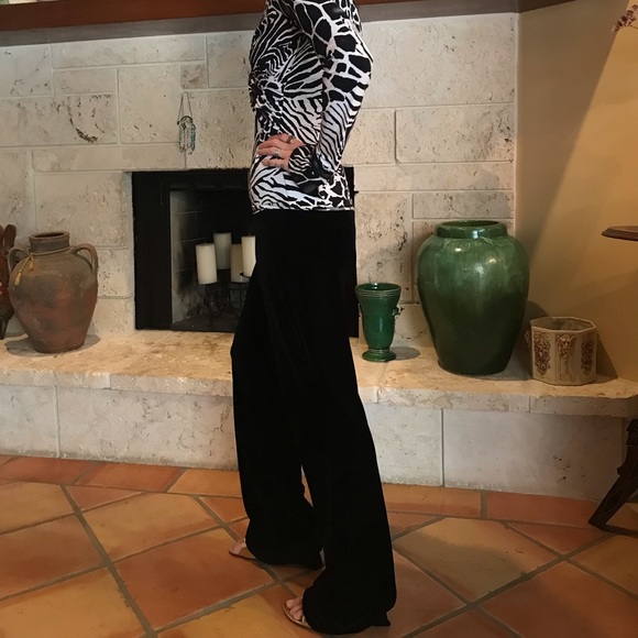 _______SOLD______—BLACK VELOUR XS SLACKS Long - Picture 11 of 15